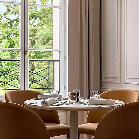 Dolce By Wyndham Versailles - Domaine Du Montcel Szálloda 4*