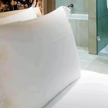 Dolce By Wyndham Versailles - Domaine Du Montcel 4* Saclay